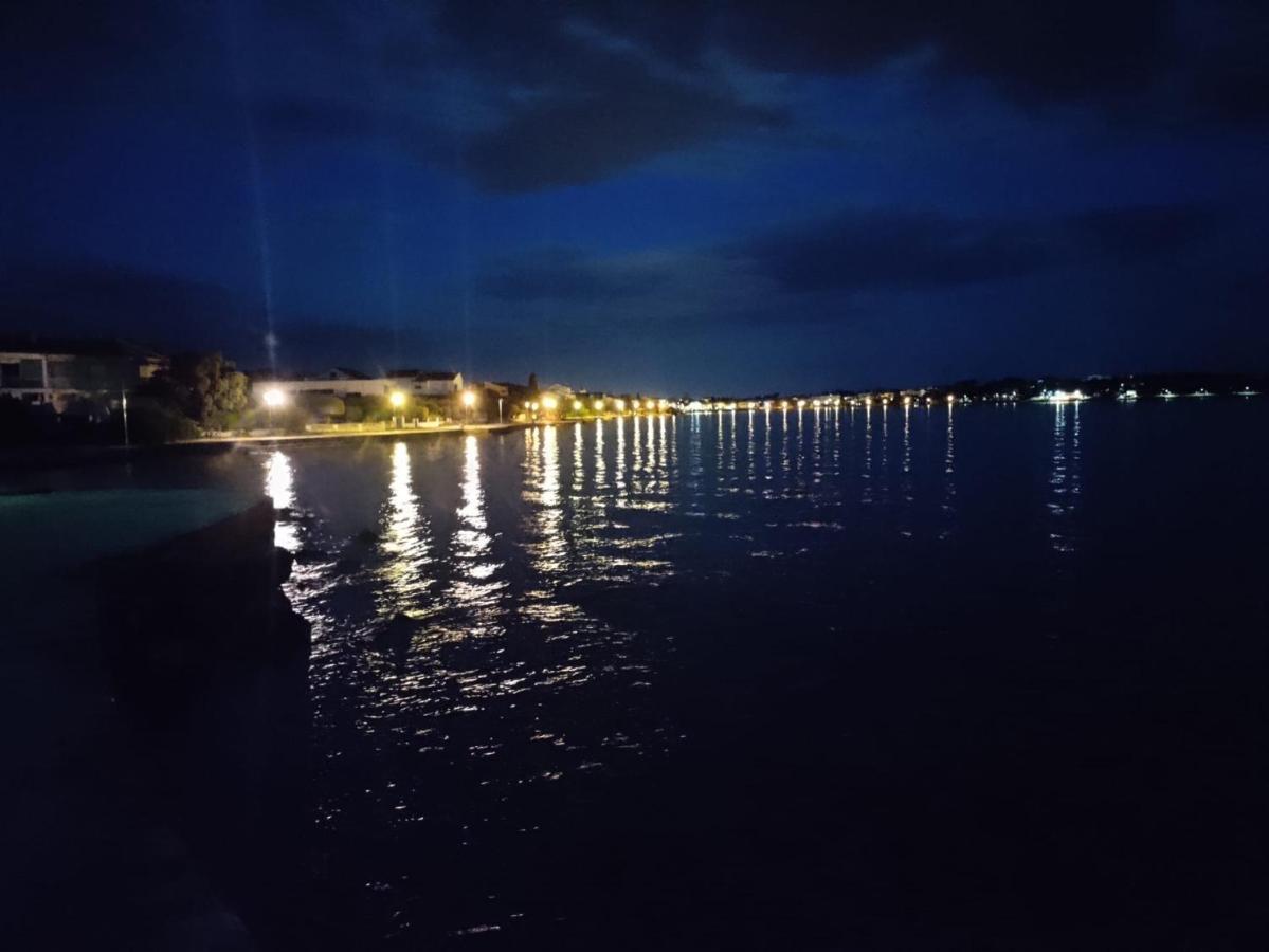 Apartmani Sollei เพทรอซาเน ภายนอก รูปภาพ