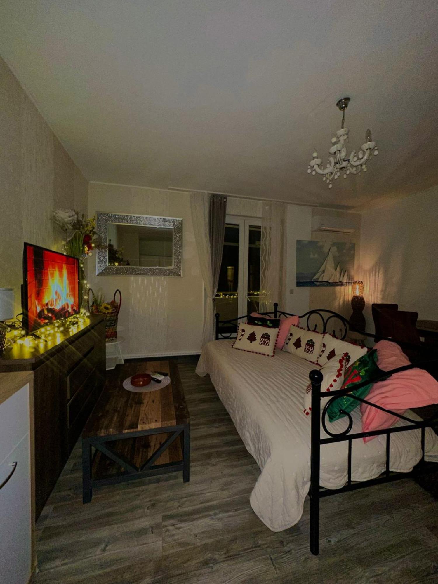 Apartmani Sollei เพทรอซาเน ภายนอก รูปภาพ
