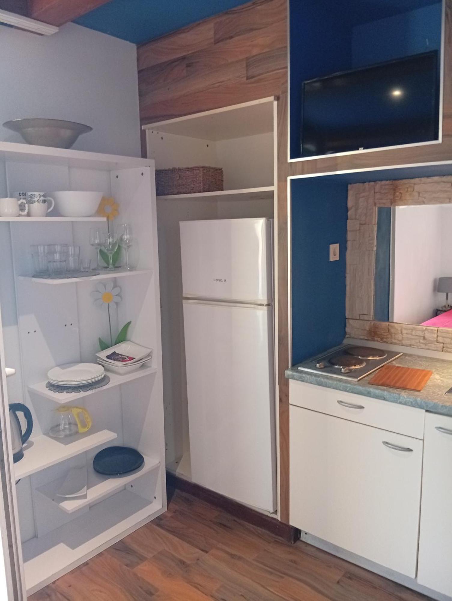 Apartmani Sollei เพทรอซาเน ภายนอก รูปภาพ