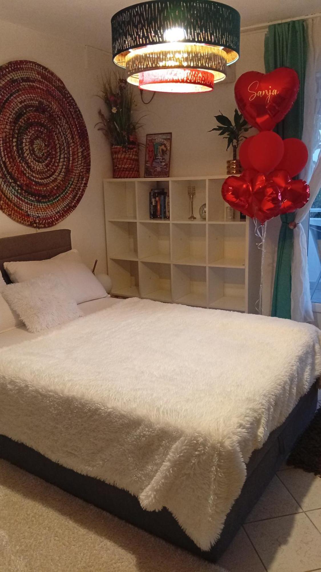 Apartmani Sollei เพทรอซาเน ภายนอก รูปภาพ